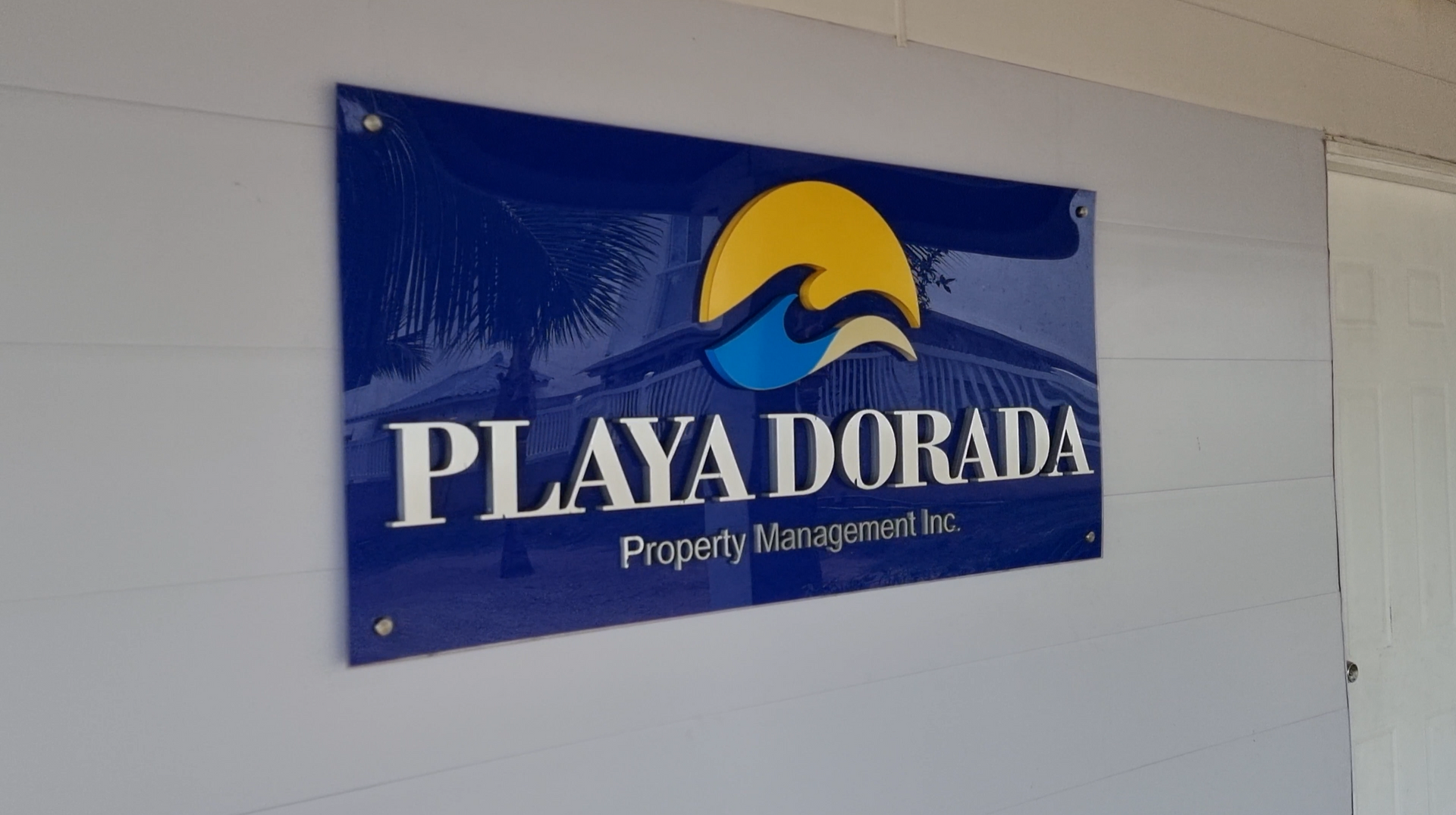 APARTAMENTO EN PLAYA DORADA NEGOCIABLE